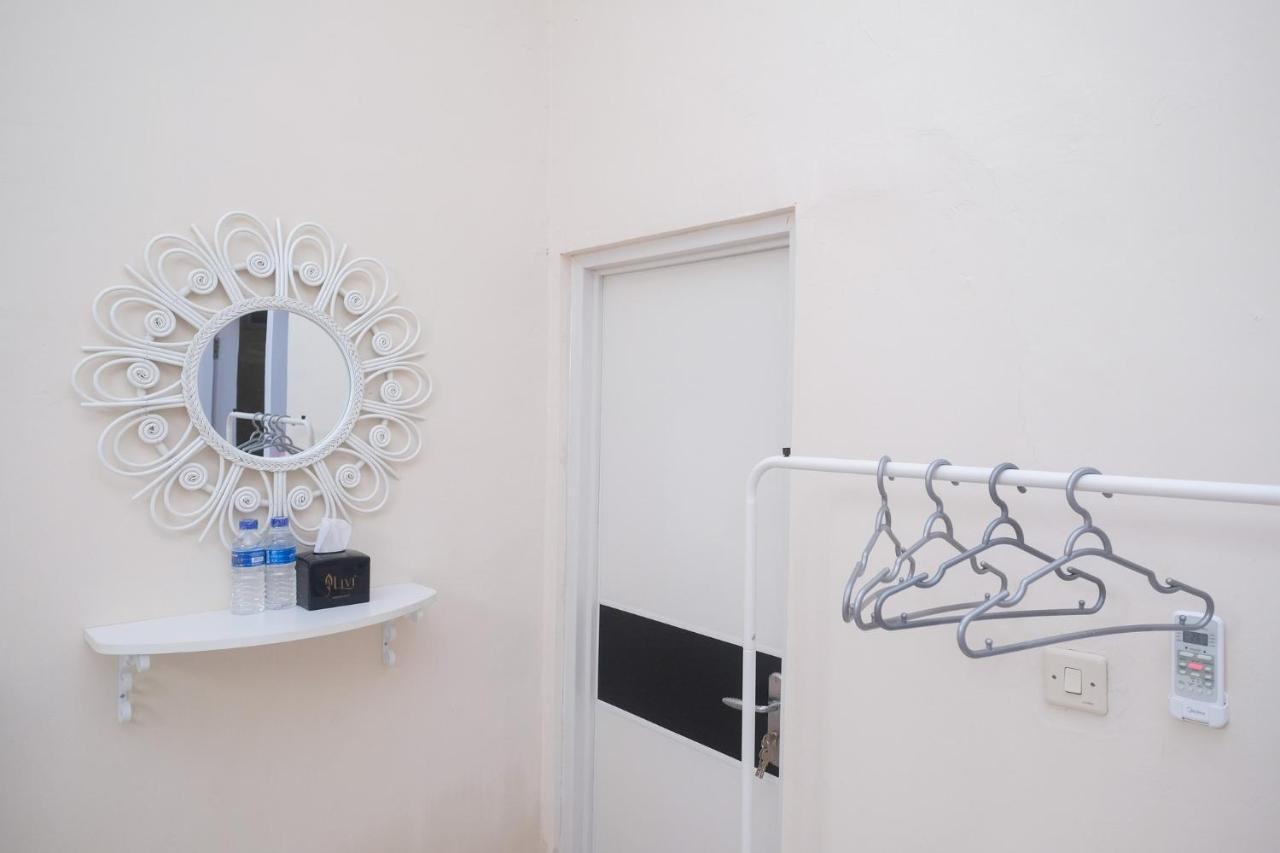 Reddoorz Syariah Near Universitas Mercu Buana Kampus 2 Yogyakarta Kejayan 外观 照片